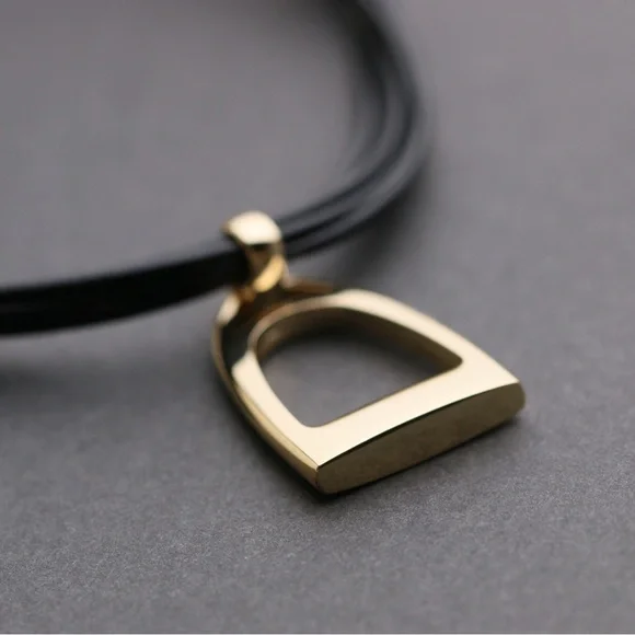 Vintage Ralph Lauren Black Equestrian Necklace - Picture 2 of 2